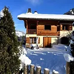 Dans De Luxe *