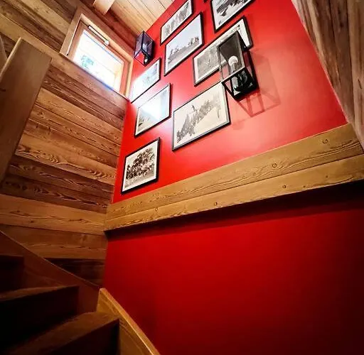 Dans De Luxe Megève