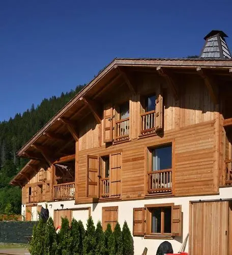 度假居 Dans De Luxe