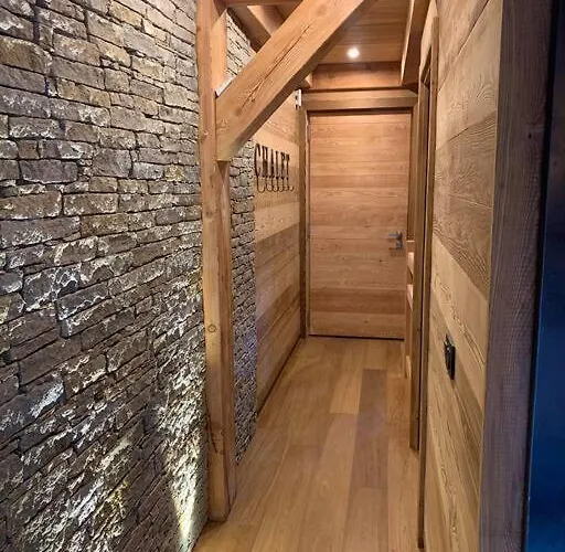 Dans De Luxe Megève